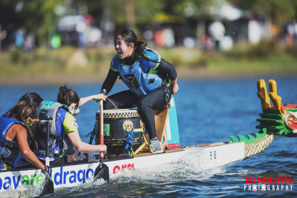 Dragon boat racing calls to beginners and pros alike - Los Angeles Times